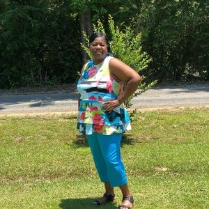 Meet your Posher, Rose